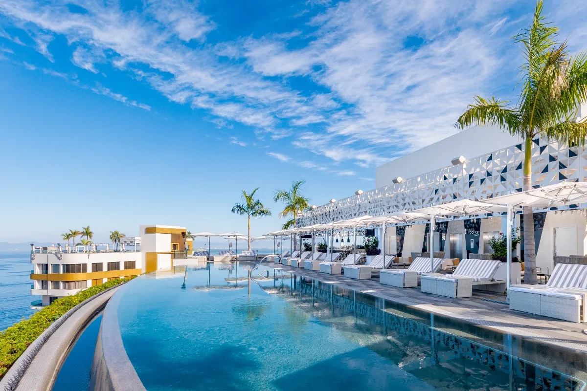 What to Expect from Hotel Mousai’s Rooftop Restaurants