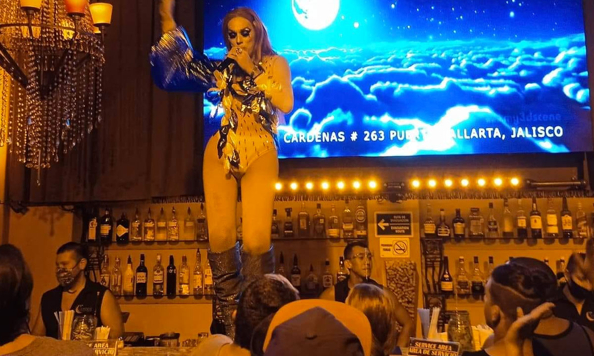 Drag shows at La Noche Puerto Vallarta